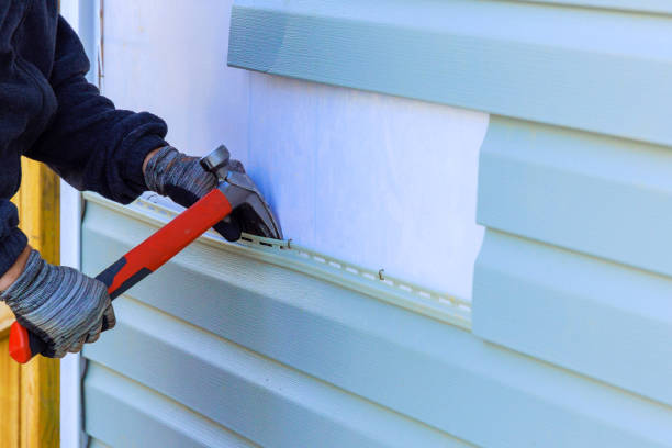Reliable Siding Replacement contractor in Carthage, IL by Squared Siding